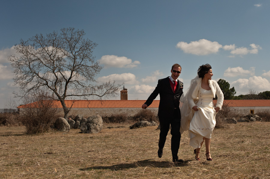 fotos-boda-marta-mario-peralejo-madrid-parroquia-san-matias-aportol-finca-cañada-real-35